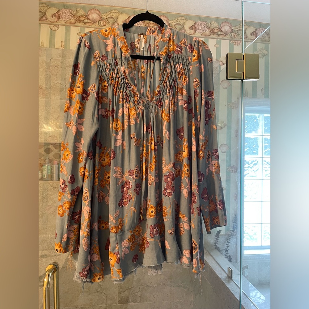 Anthropologie Butterfly Floral Distressed Tunic